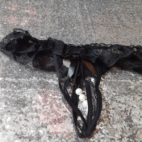 👙 NEW black lace crouches panties w/ pearls👙 - Picture 5 of 5